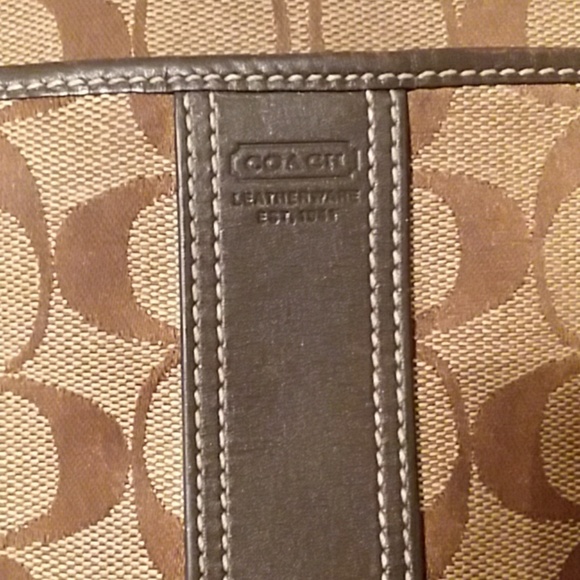Coach Purse - Picture 4 of 4